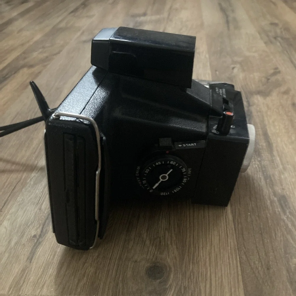 Vintage 1971/72 Black POLAROID LAND CAMERA SUPER COLORPACK instant film‎ camera
